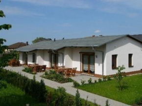Ferienwohnung mit zwei Schlafzimmern und Terrasse, Saal